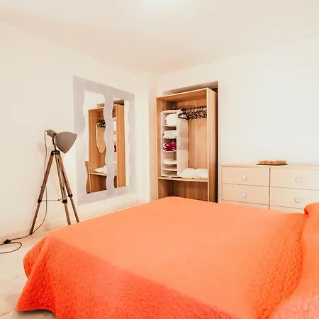 Al Borgo - Lakeside Leisure & Business Apartment Stresa